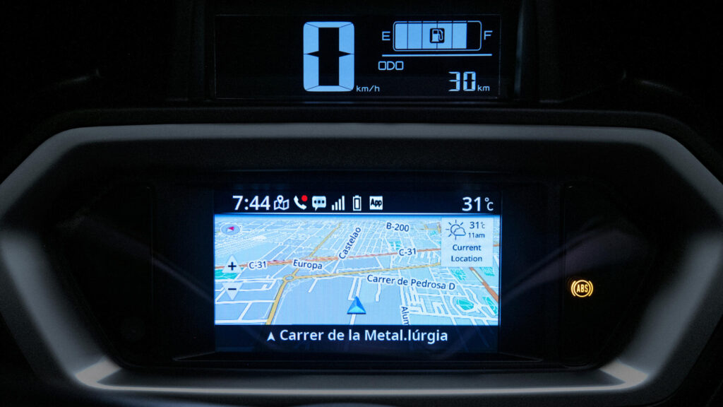 Ενσωματωμένο σύστημα πλοήγησης μέσω smartphone