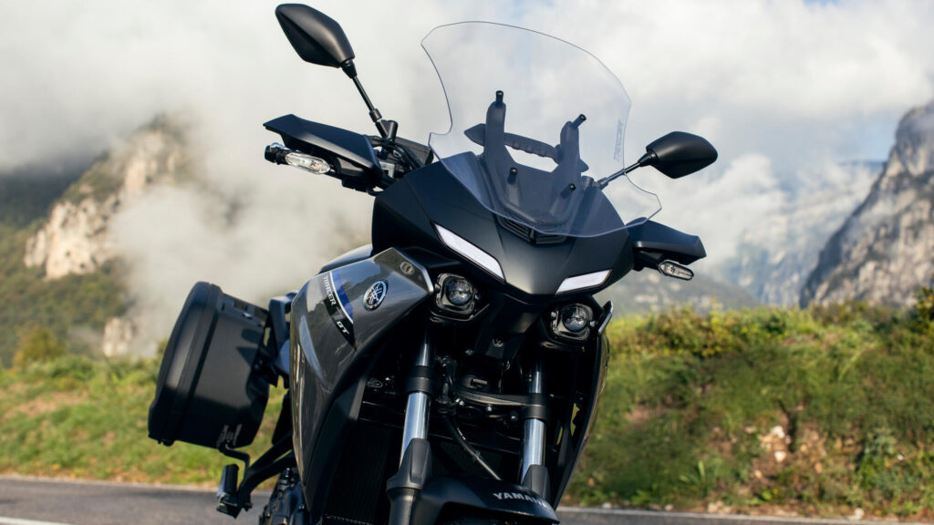 Ψηλότερος και φαρδύτερος ανεμοθώρακας touring